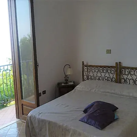 Inviting In With Furnished Garden And Terrace Villa Amaroni